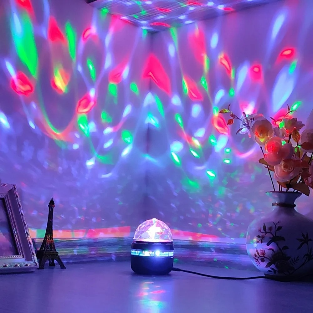 Lampada da tavolo USB portatil - Accessories For Your Gaming Room recensione e prezzo